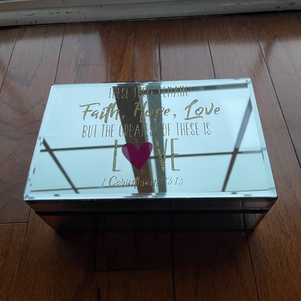 Mirrored Gold Glitter Writing Pink Heart-1 Corinthians 13:13- Small Jewelry Box